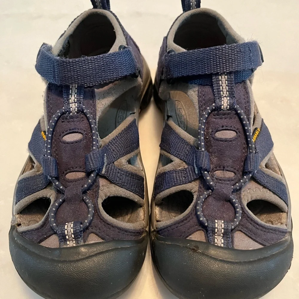 - Keen Newport H2 Water Sandals
